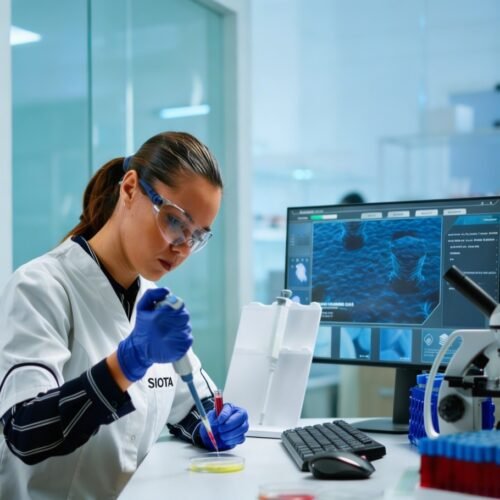 IoT temperature and humidity monitoring in lab facility